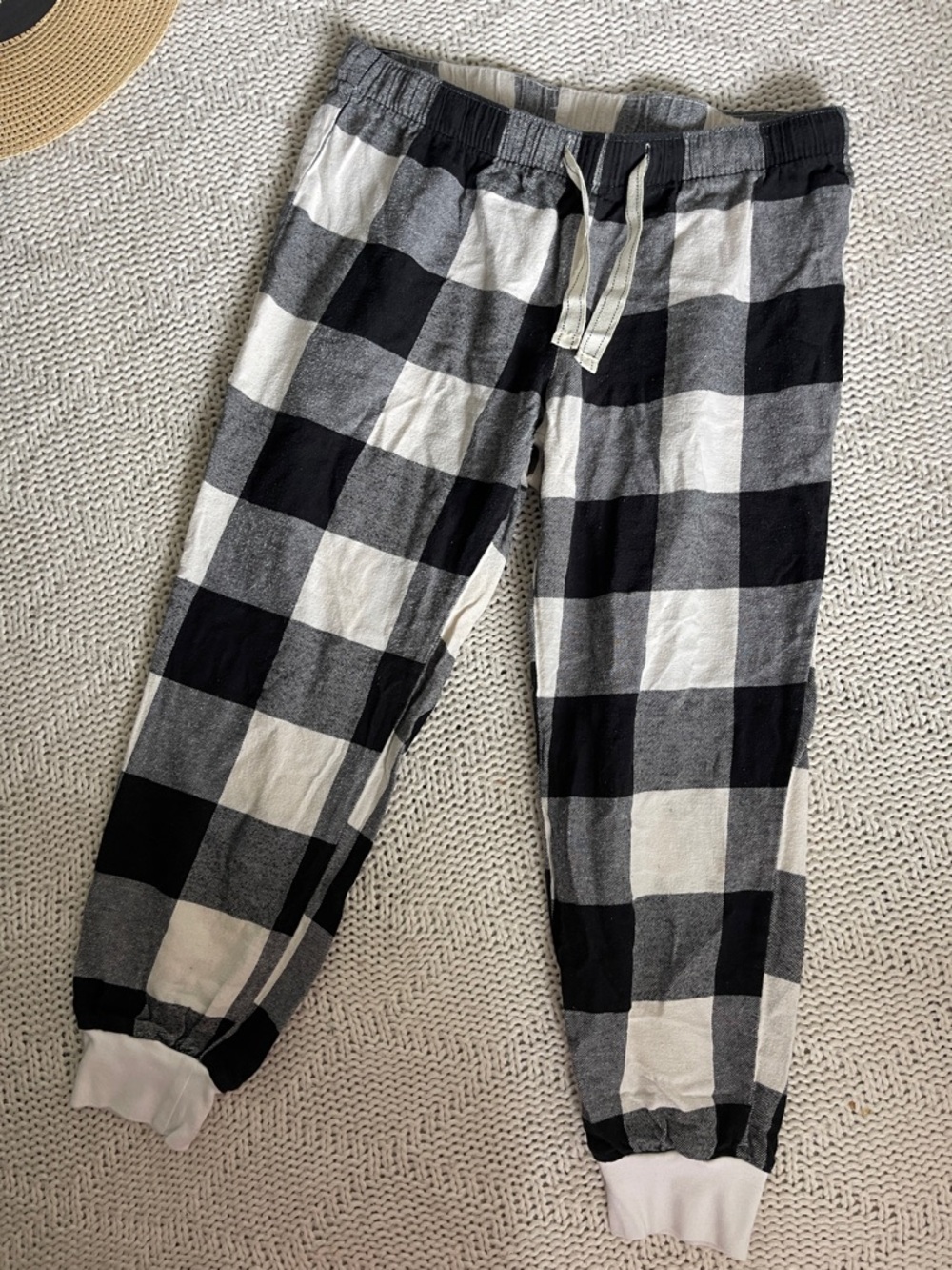 Old Navy Buffalo Plaid Pajama Joggers Black White Cozy Lounge Pants M